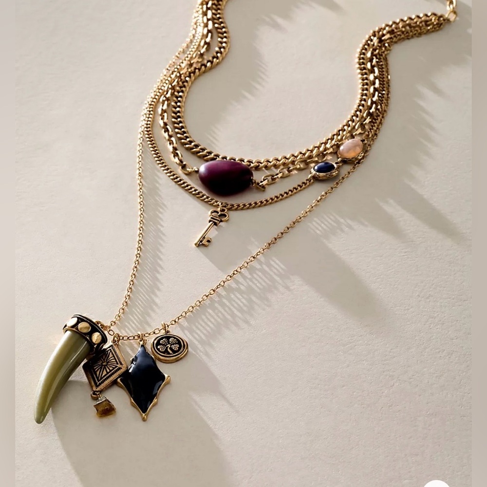 Free People Zella Layer Necklace Gold and Black Pendant - Picture 6 of 6